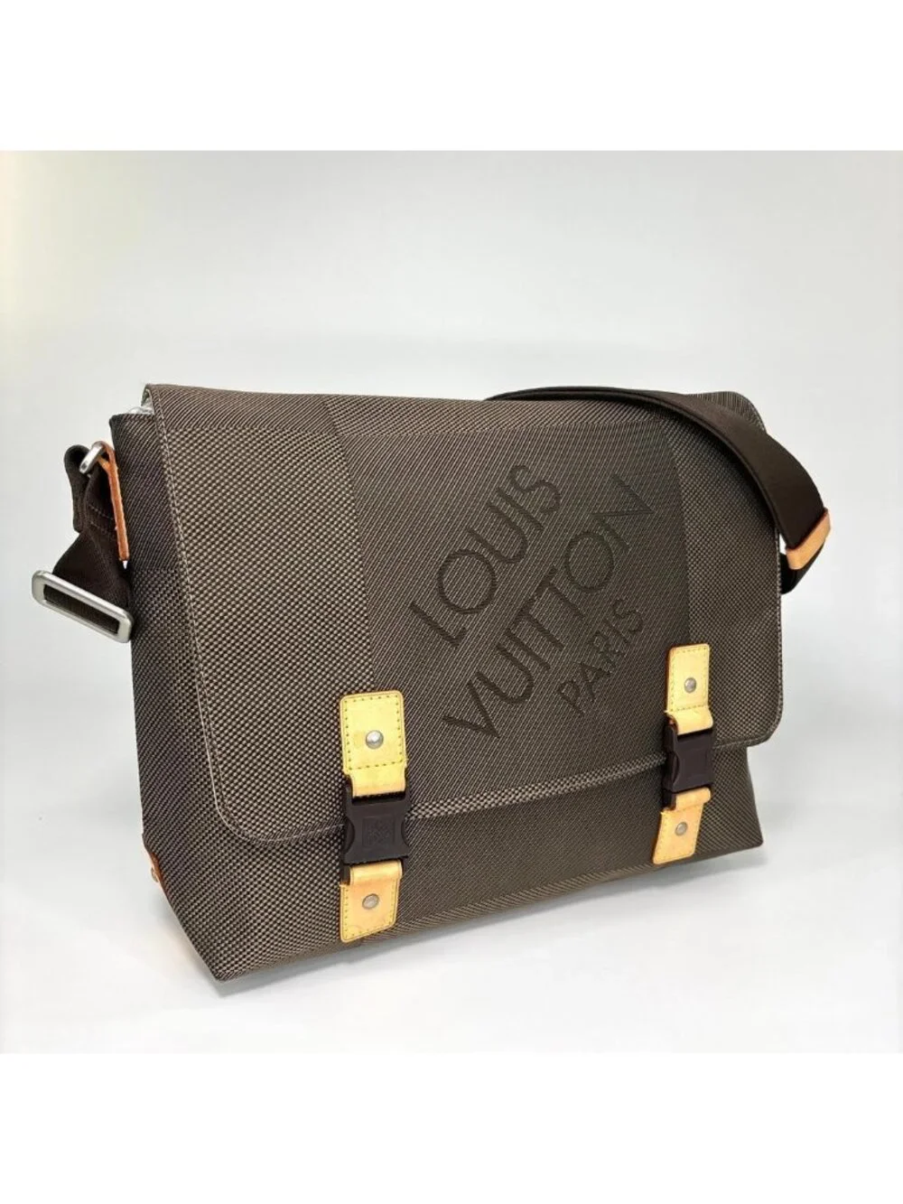 Louis Vuitton Damier Geant Shoulder Bag Discontinued